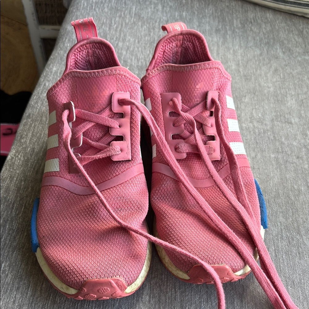 Adidas NMD in PINK
